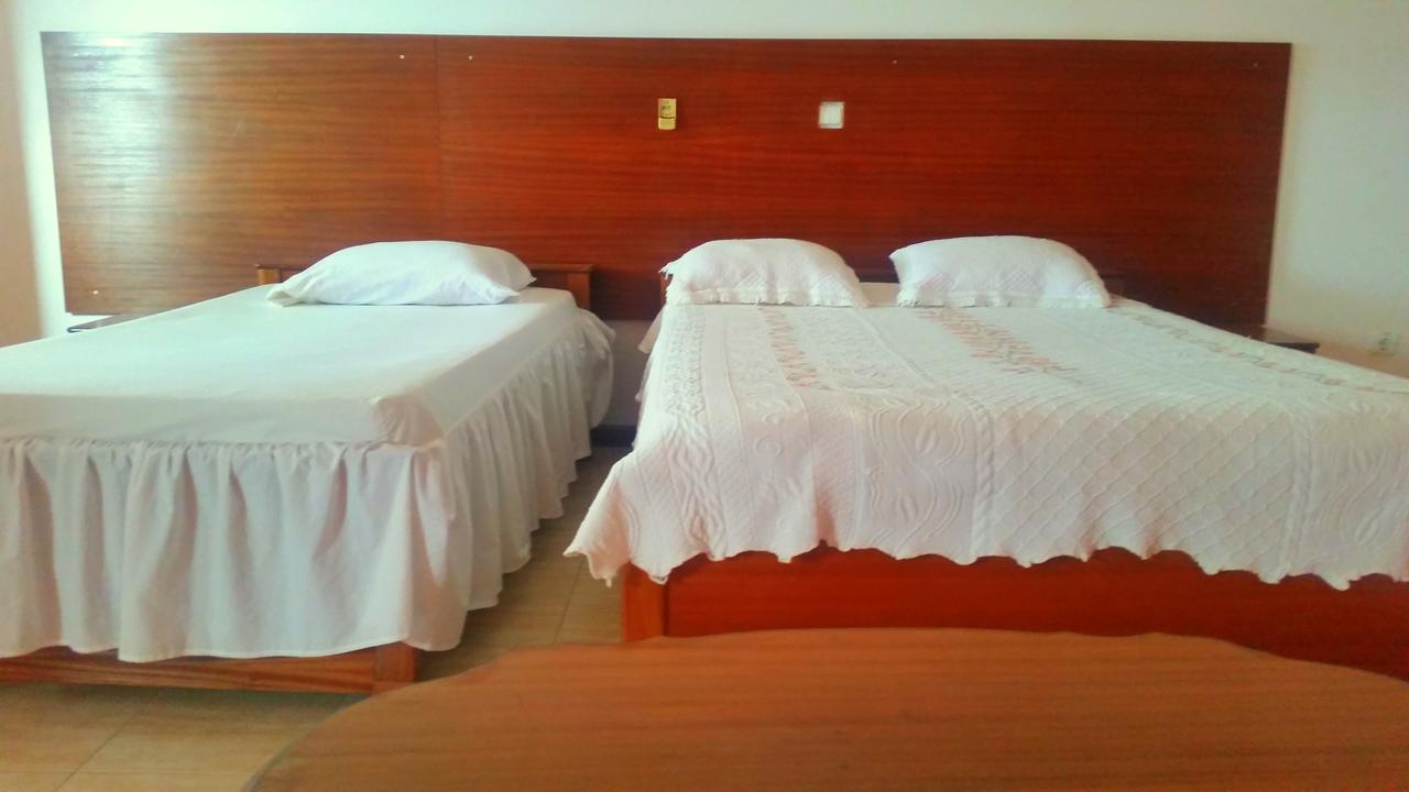 Residencial Laginha (Adults Only) Bed & Breakfast Mindelo Bagian luar foto